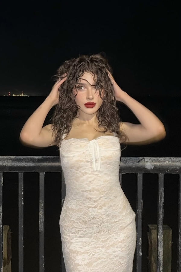 Stylish Girls dp