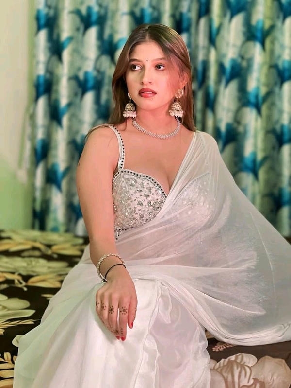 Simple Girl dp for Instagram download