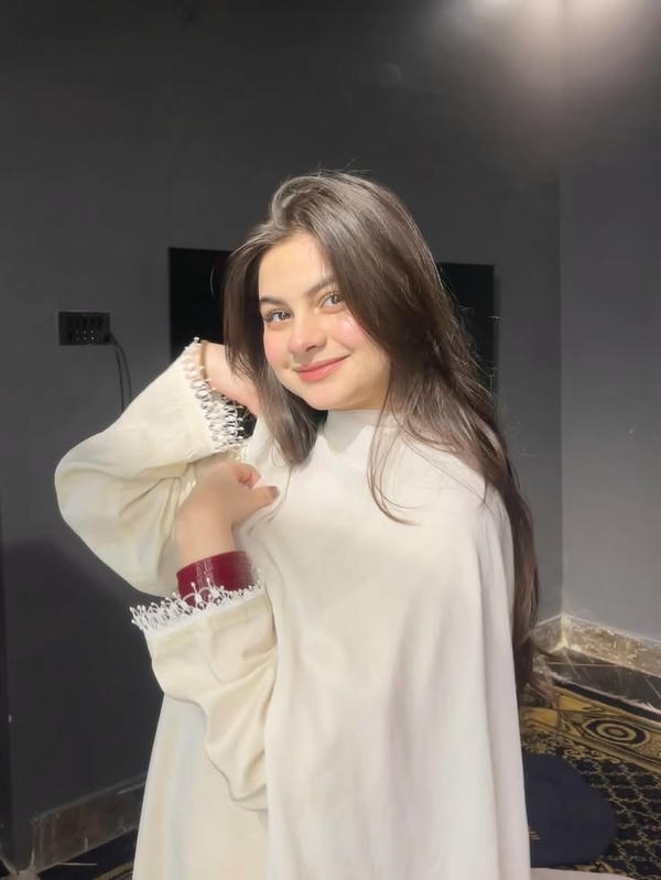 Cute Profile Pic for Girls Beautiful