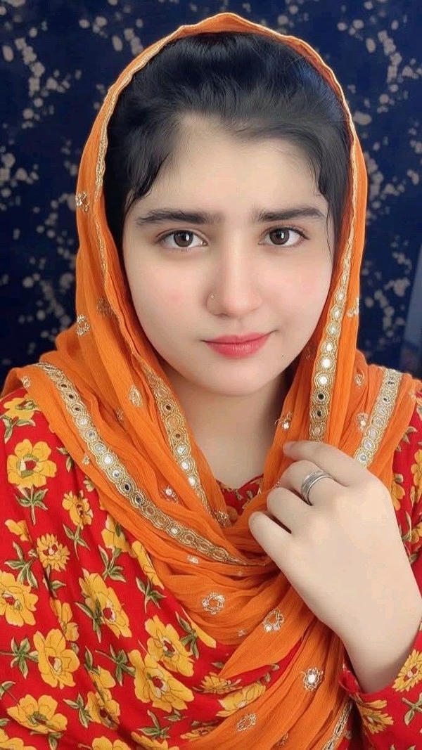 Beautiful Stylish Instagram Hijab dp