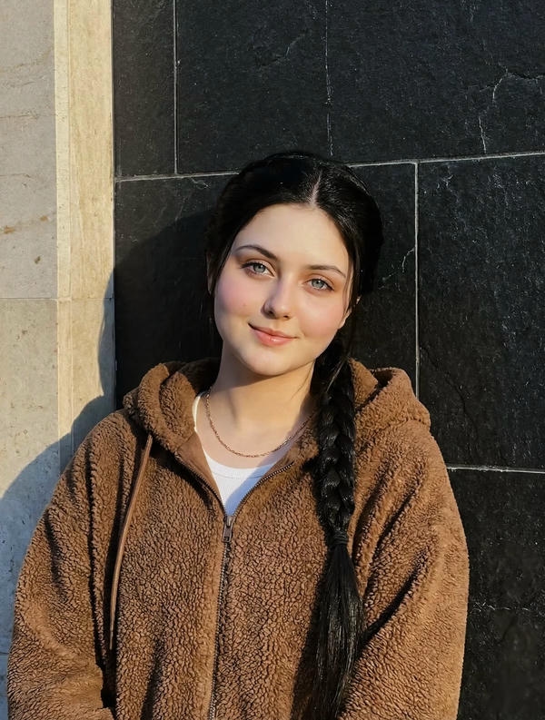 Cute Girl Pics