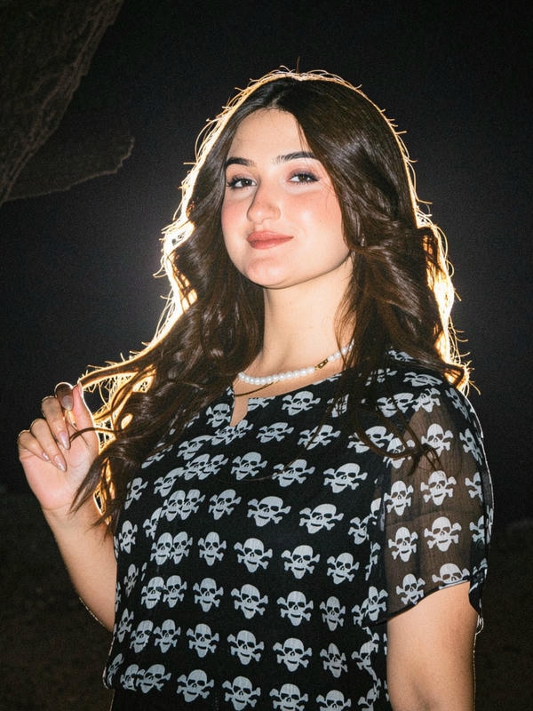 Cute Girl pic black dress