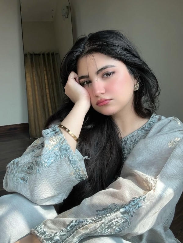 Cute Girl pic cartoon