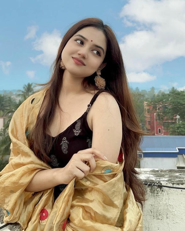 Cute Girl pic for DP