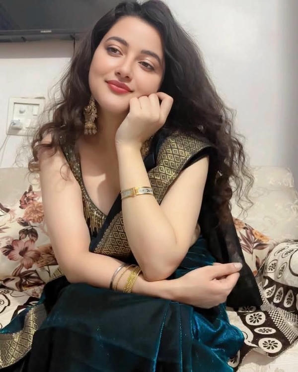 Cute Girl pic for profile