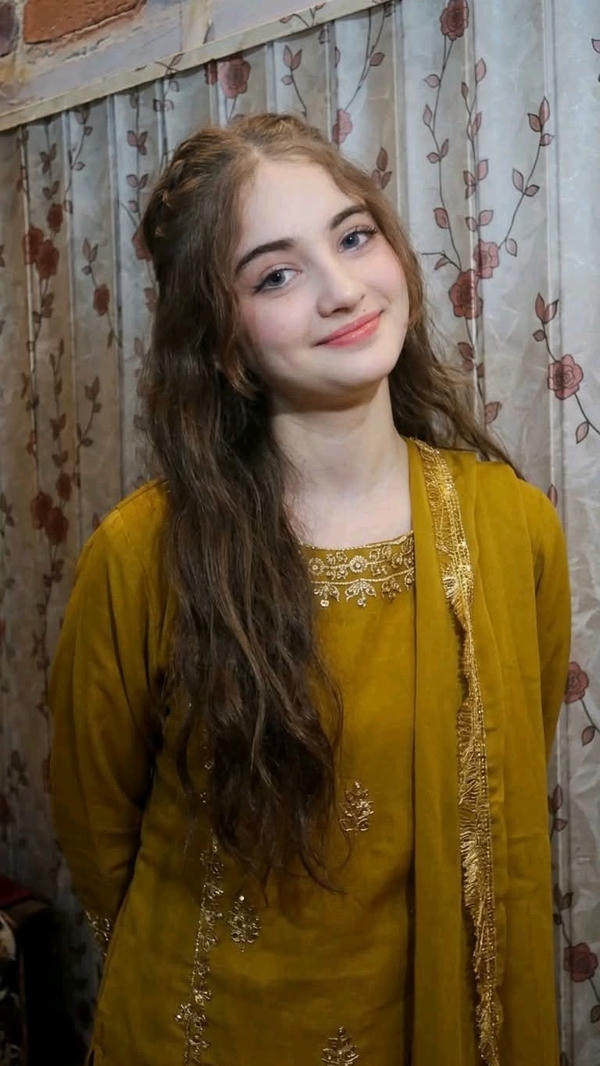 Cute Girls DP