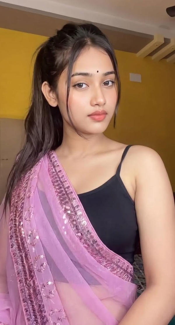 Cute Stylish Girl Photo dp