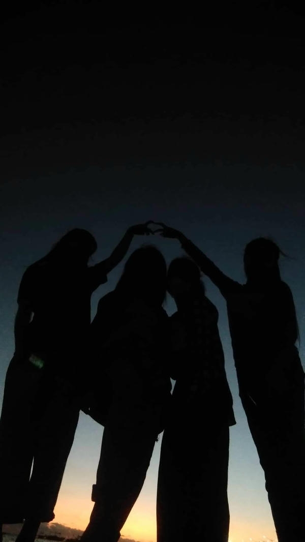 Friends dp Photos