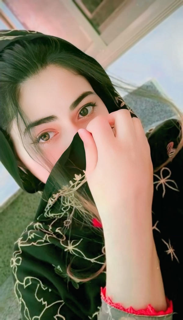 Hidden Face dp for Girls pic