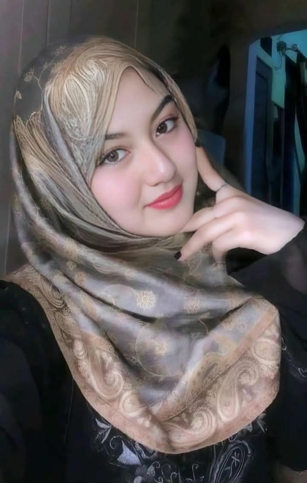 Muslim Girl Stylish Instagram Hijab dp