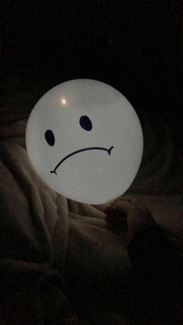 Sad Whatsapp DP Girl HD