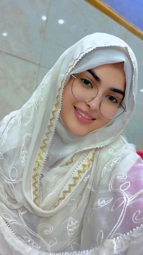 Stylish Instagram Hijab dp DPZ