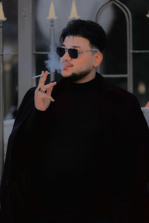 Handsome Boy dp full HD
